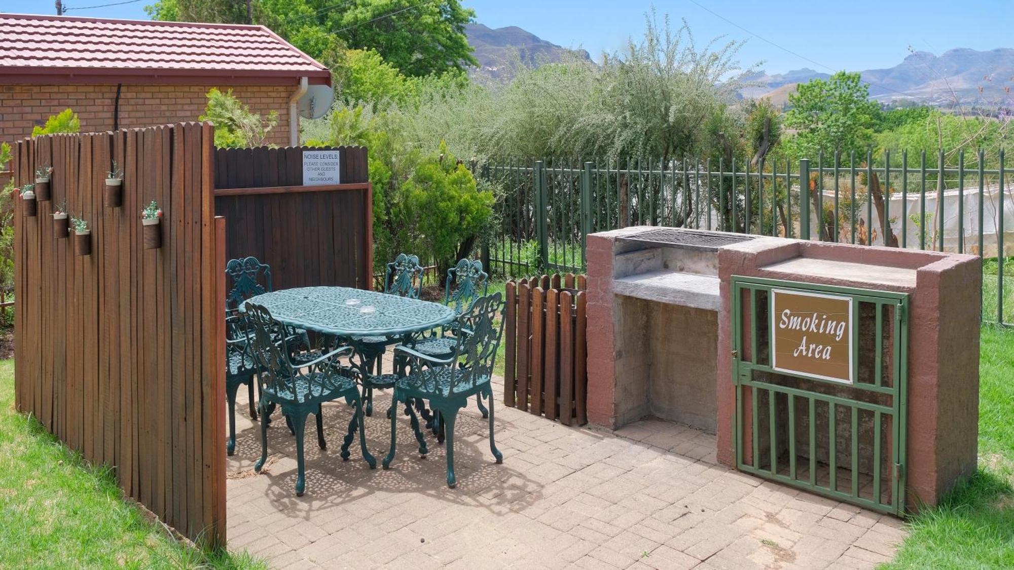 Hotel Knock Out View Clarens Esterno foto